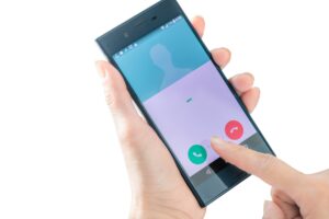 LINE Call（コール）の使い方と活用法！メリットや注意点も解説します！