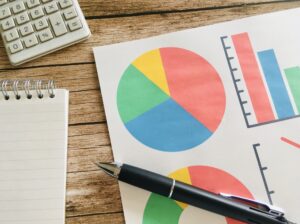 LINE広告アカウントの分析方法！見るべき指標やおすすめツール・考え方のポイントを紹介！