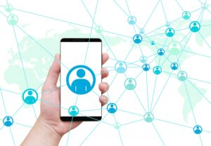 LINE公式アカウントの友だちを増やす拡散方法6選！他チャネルと組み合わせた拡散方法も紹介！