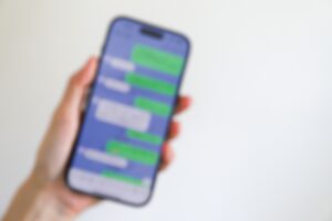 オープンチャットの企業での活用例を紹介！メリットや注意点も解説します！