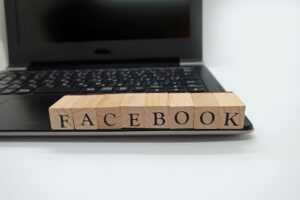 Facebook広告のインプレッション単価（CPM）とは？仕組み・相場・下げる方法を徹底解説