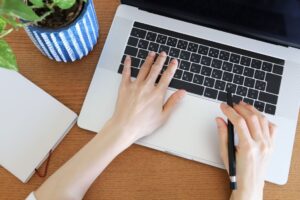 GA4の直帰率とは？UAとの違い・目安・改善方法まで徹底解説